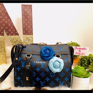 Charmetic- Original Magnetic Flower Charm